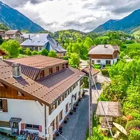 B&B Au Refuge De Blanche Seythenex
