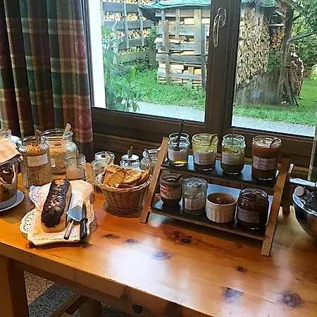 B&B Au Refuge De Blanche Seythenex