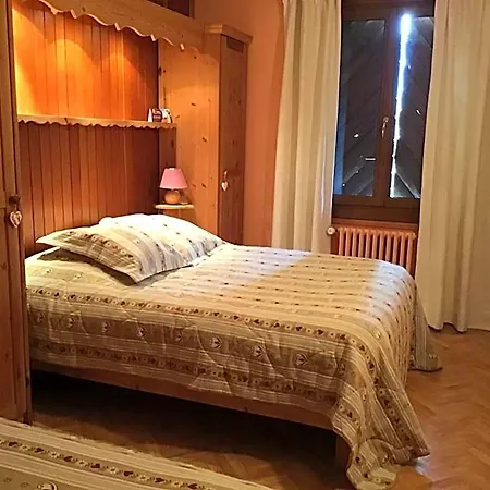 Au Refuge De Blanche B&B